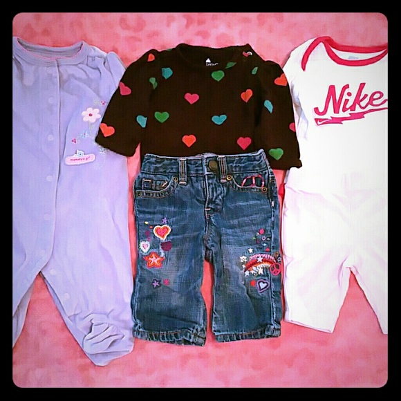 0-3 month Gap, Nike, Carters velour