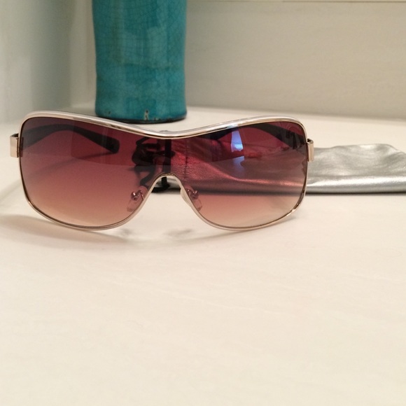 Steve Madden sunglasses