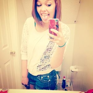 Meet your Posher, Kalee may