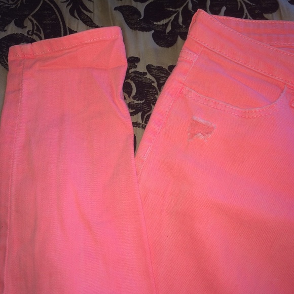 peachy pink skinny jeans - Picture 2 of 2