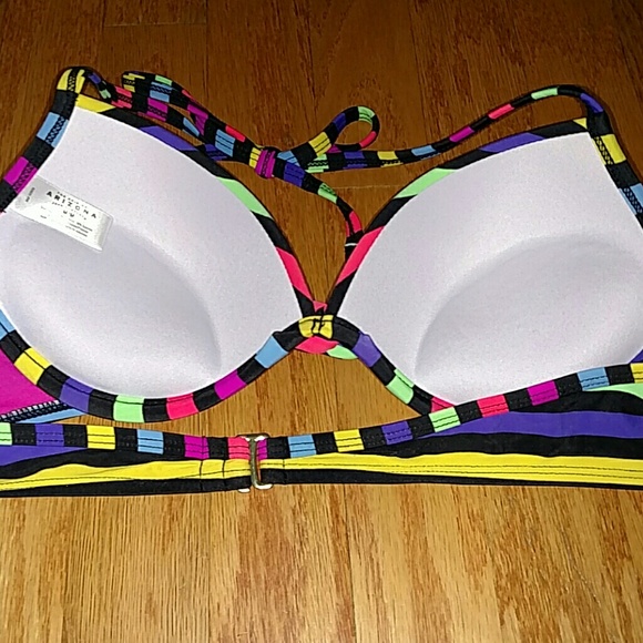 Swim top - Picture 3 of 4