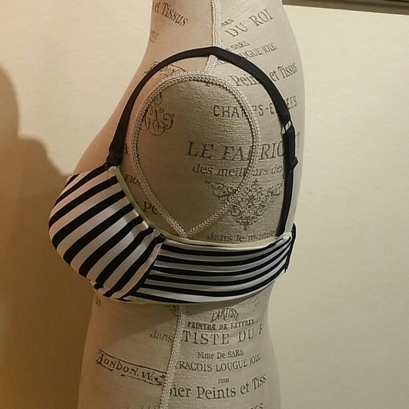 Bra - Picture 2 of 3