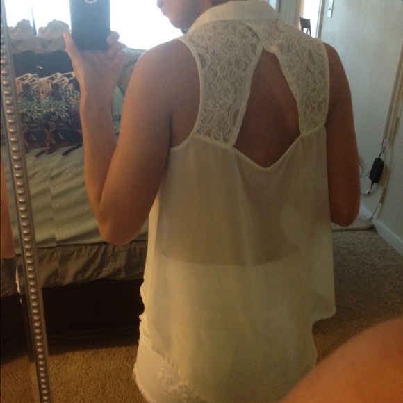 Cut open back, tank top