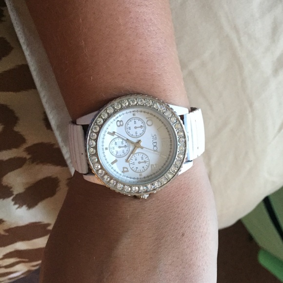 White watch with sparkly Rhinestones