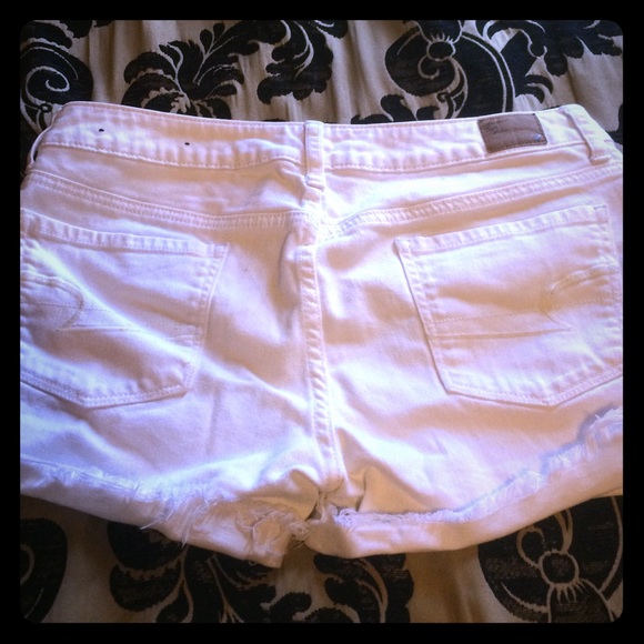white jean shorts
