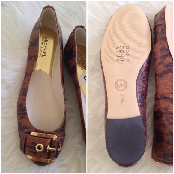 Michael Kors Faux Brown Snakeskin Buckle  Flats - Picture 2 of 3
