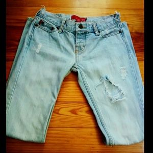 HOLLISTER DISTRESSED JEANS SIZE 1