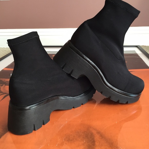 Black neoprene boots💣 - Picture 3 of 3