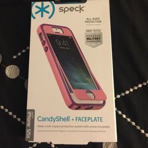 NIB Speck Case and Faceplate Set for iPhone 5/5s