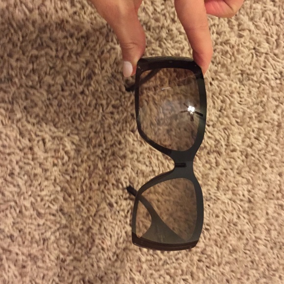 Sunglasses - Picture 3 of 3