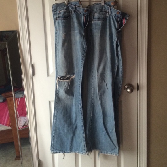 Jeans - Picture 3 of 4