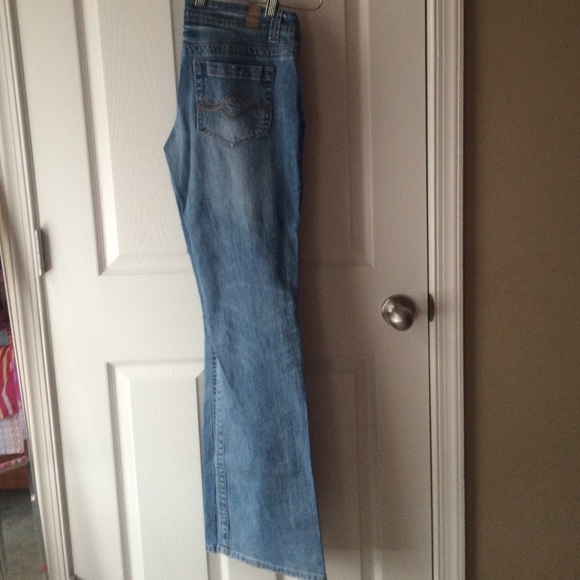 Jeans - Picture 3 of 3