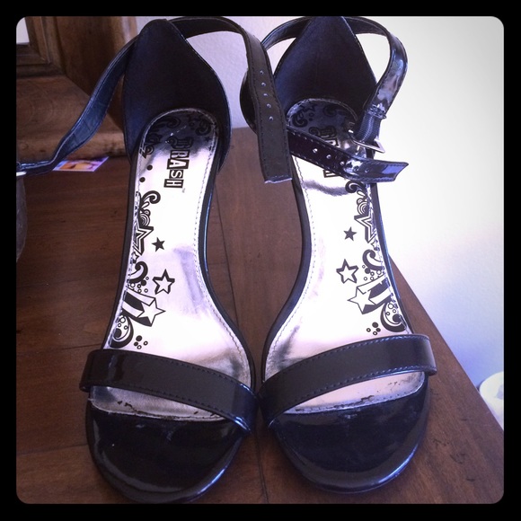 Black sandals