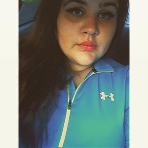 Meet your Posher, Daphne