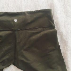 ❌SOLD❌Lululemon Olive Green Wunder Under