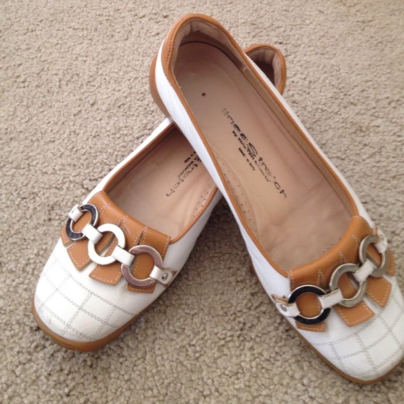 MAJOR STEAL Walter Genuine golf shoe.price drop!!!