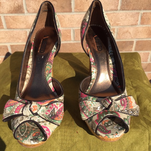 Unlisted "I'm Spending" Heels - Picture 3 of 4