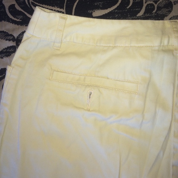 pale yellow pants - Picture 2 of 2