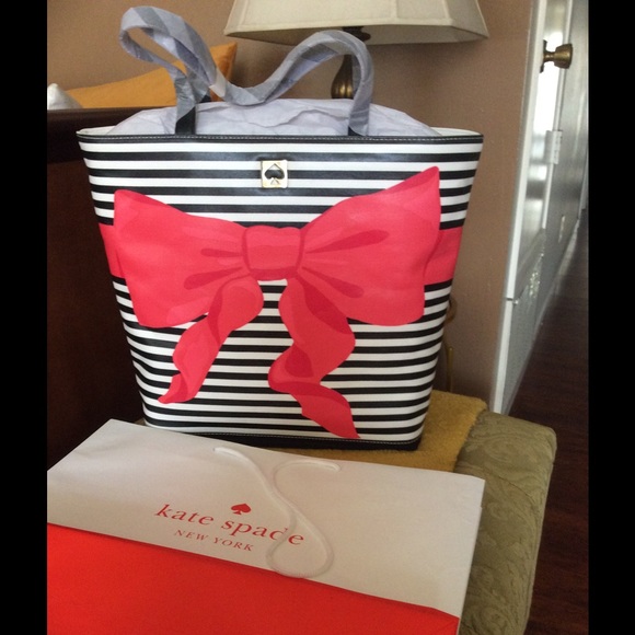 #005 Kate Spade Tote Bag