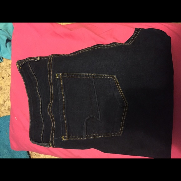 ❌SOLD❌American Eagle skinny jeans WORE ONCE