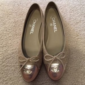 ✖️✖️✖️SOLD✖️✖️✖️Chanel flats-Worn ONCE!
