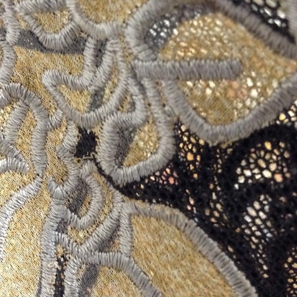 Beautiful Long skirt - Picture 4 of 4