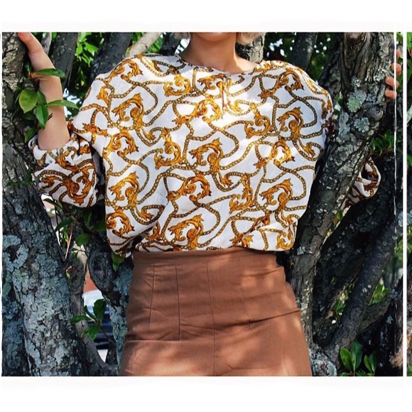 Vintage oversized blouse!