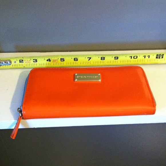 Steve Madden Wallet