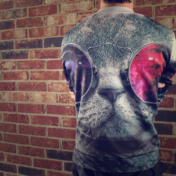 Space cat with shades crewneck!