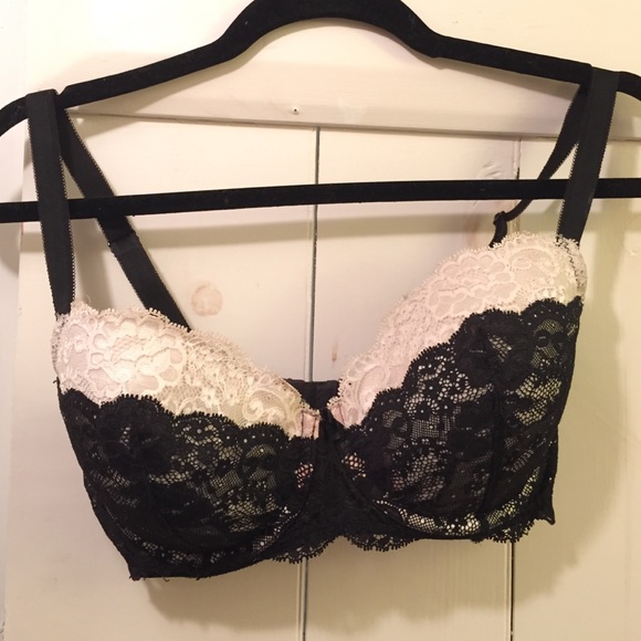 Victoria's Secret 34DD