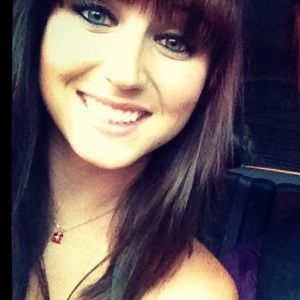 Meet your Posher, Brittney