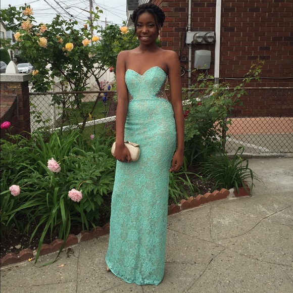 Prom dress