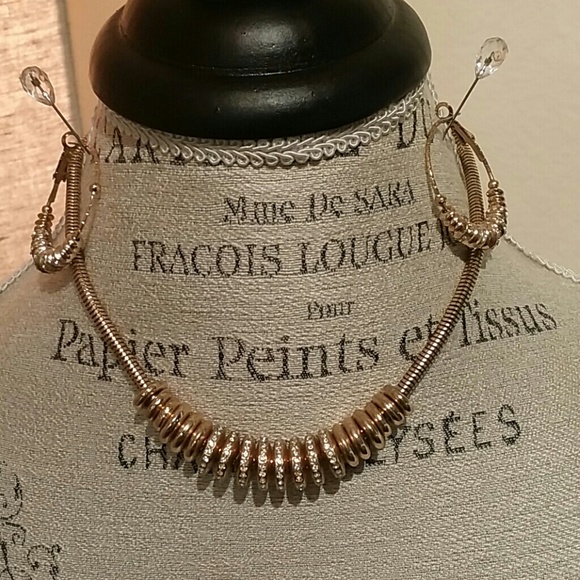 Necklace/Earrings