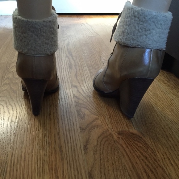 Boots - Picture 3 of 4