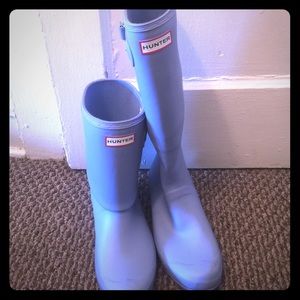 Baby blue soft rubber hunter boots sz9
