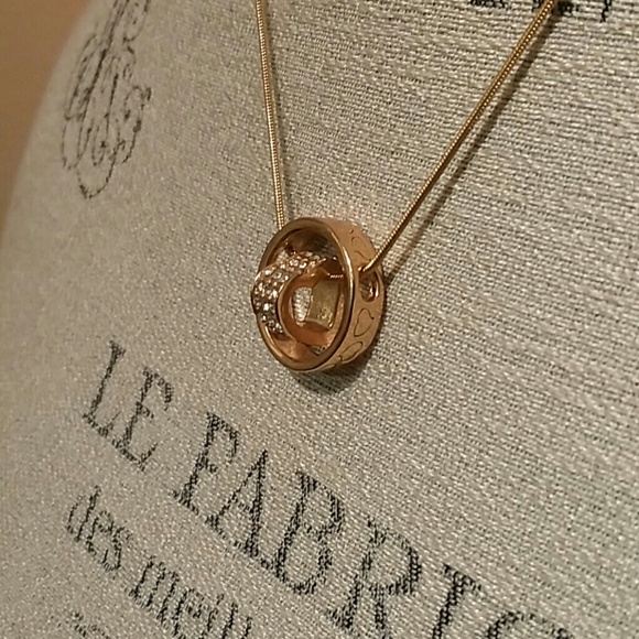 Necklace - Picture 2 of 3