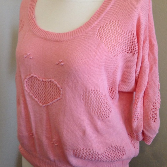 💓Super cute pink sweater! - Picture 3 of 3