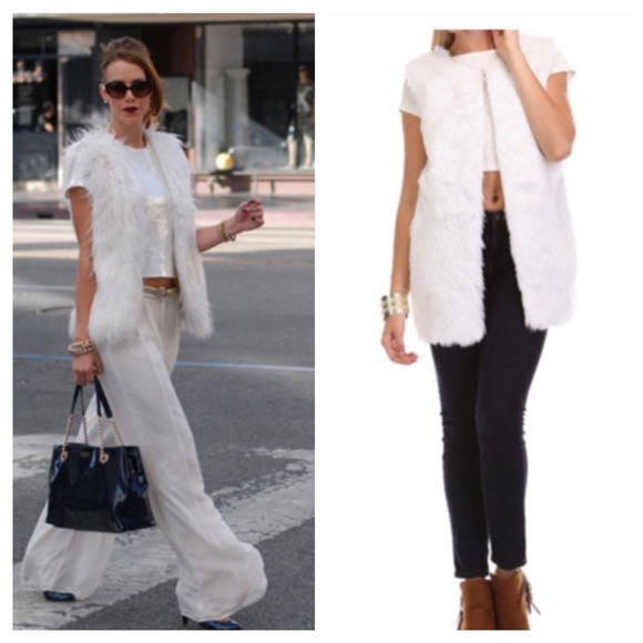 Jackets & Blazers - ♦️LAST ONE SALE♦️Chic faux fur vest