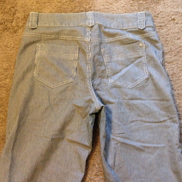 Blue and off white striped capris! - Picture 2 of 4