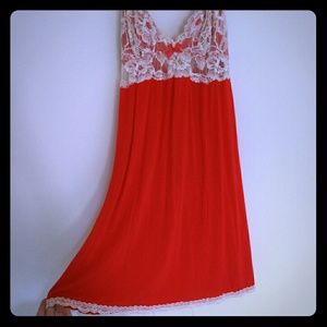 Victoria's Secret Lace Chemise NWOT