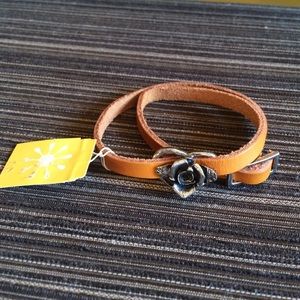 Brown leather heart bracelet
