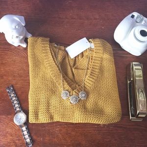 H&M mustard colored sweater