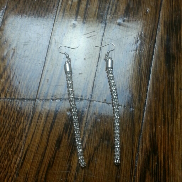 Long ear rings