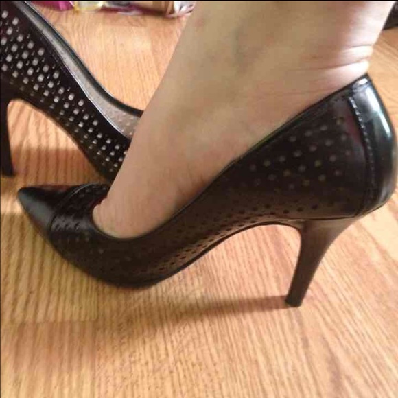 Airy black heel - Picture 2 of 2