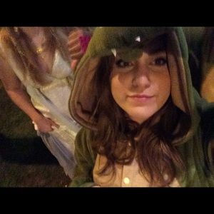 Meet your Posher, Cristina