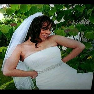 Vera Wang Wedding Gown