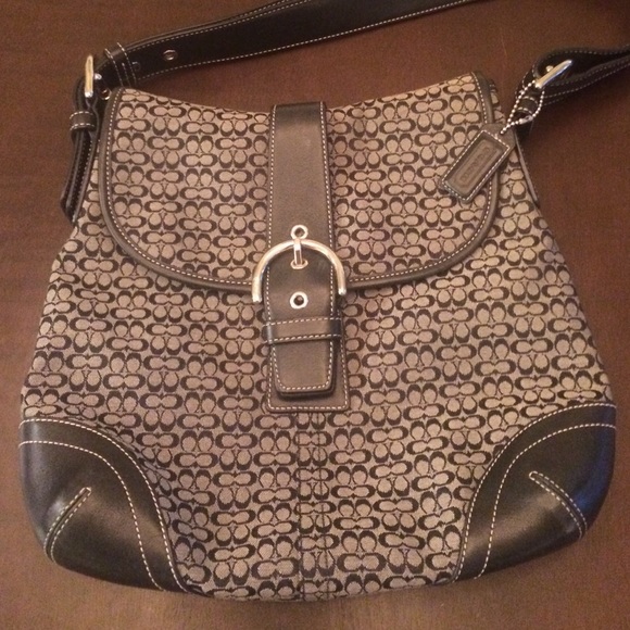 Coach bag - inside double compartment