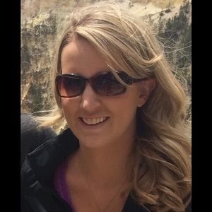 Meet your Posher, Renee