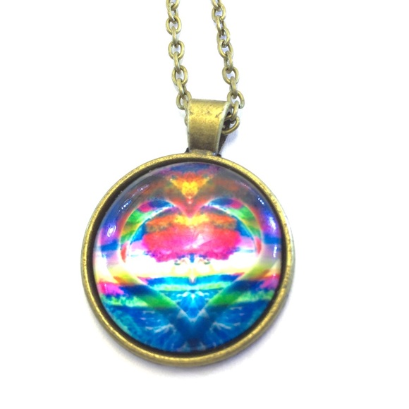 Jewelry - Rainbow heart pendant
