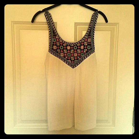Tribal Top